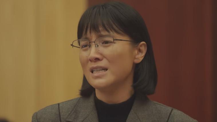 收视率破1.7！《新闻联播》表扬，央视这部黑马剧，让我想站起来鼓掌