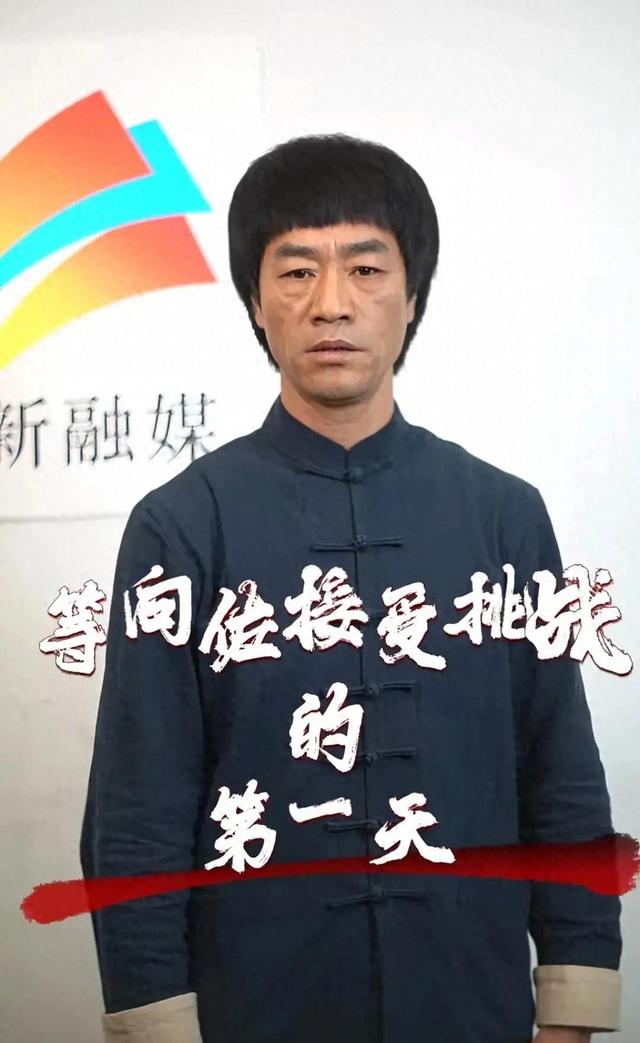 扇耳光后续:方小龙发视频挑战向佐 网友:终于可以正大光明蹭流量