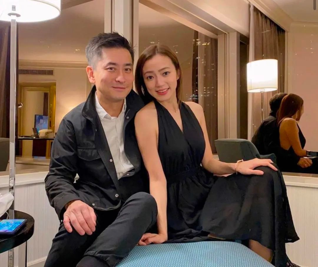 前TVB艺人升职做「金牌经纪人」!娶小花13年经济受限不敢生