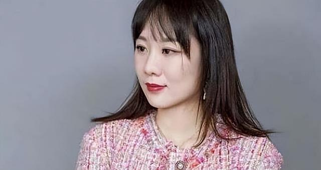 2014年，那个扬言“非5000万富二代不嫁”的周兰君，如今嫁了吗？