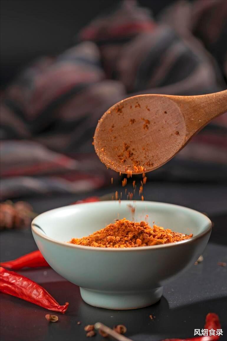 终于知道花椒，麻椒，藤椒，白胡椒，黑胡椒，红胡椒之间的区别了