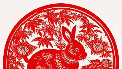 7月底，喜事缠身，桃花满天飞，姻缘降临有望牵手真爱幸福永不打烊的三大生肖