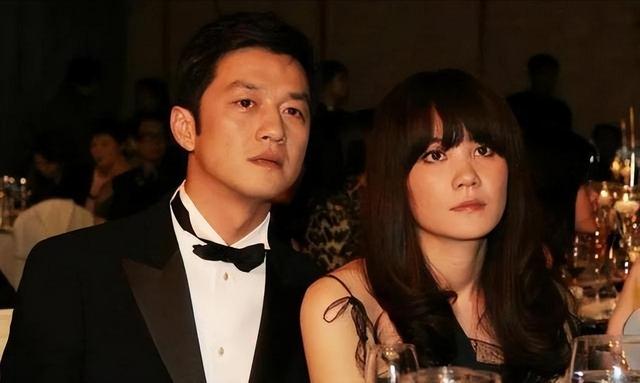 王菲:尼姑扮相现身寺庙,北京豪宅阳台放大佛,哥哥55岁依旧单身