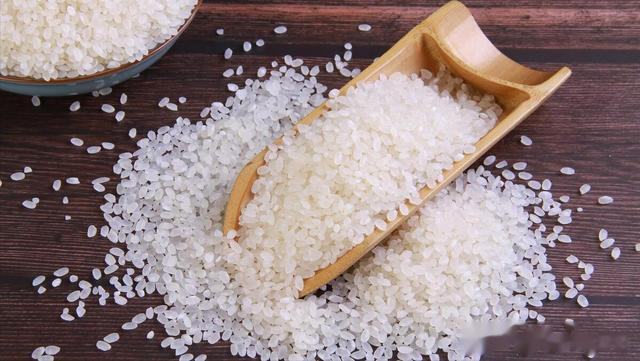 内行人透漏:超市散装米和袋装米哪种好?可惜一直买错了,看看吧
