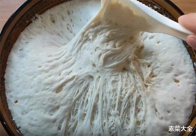 发糕好吃有秘诀，只需注意一点，保证松软又筋道，不塌陷不发粘