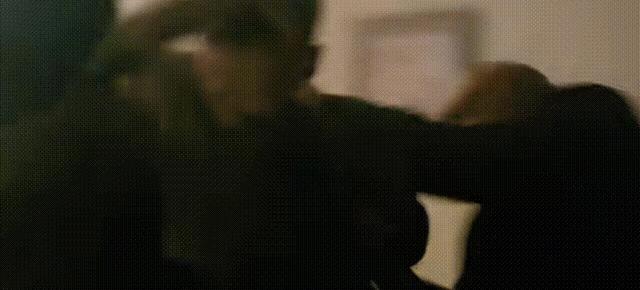 央视又甩出“黑马”剧！上线1天全国收视率第一，剧情越看越上瘾