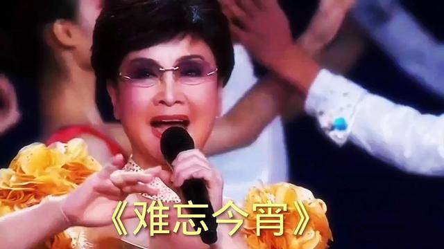 中国顶级的8位女歌唱家，谭晶宋祖英上榜，李谷一毫无争议