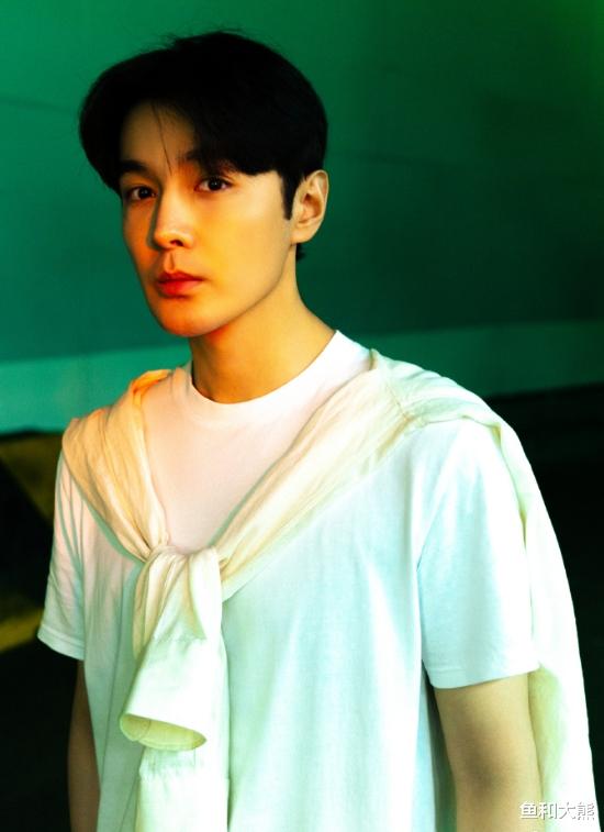 张昊唯被曝避税,组织猎艳语音曝光尺度炸裂,《庆余年》不止换角