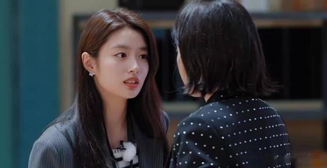 拿着力捧剧本还玻璃心，《无限超越班2》撕下了徐若晗的遮羞布