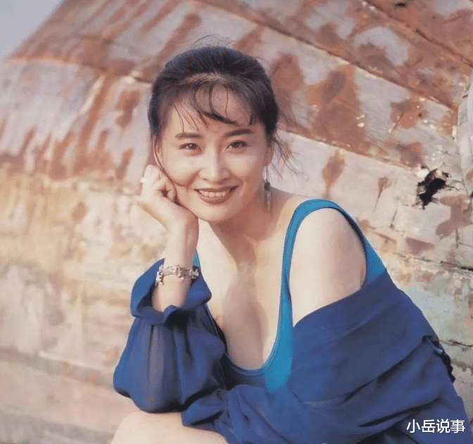 她是张艺谋的“梦中情人”，却遭遇情感波折，如今已60岁 要孤独终老？