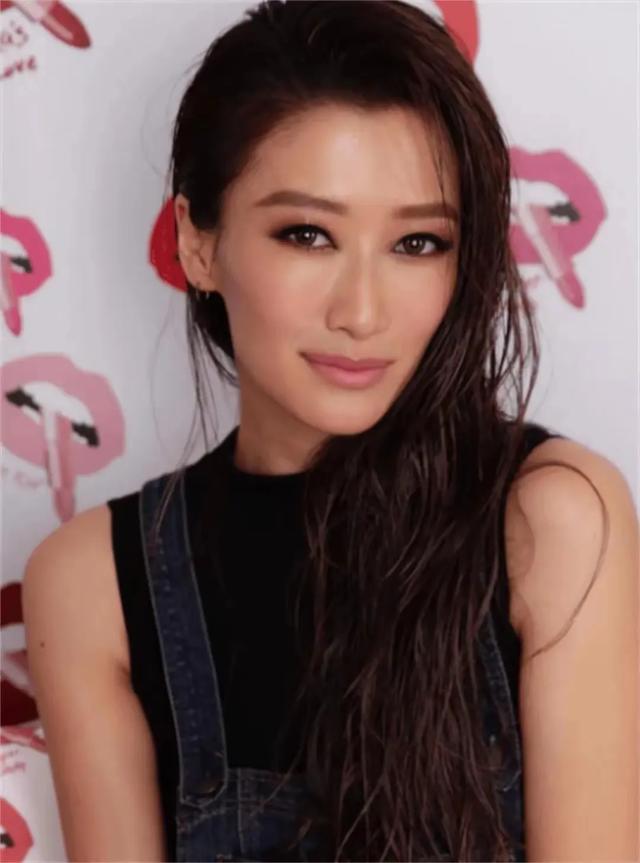 风流成性的她曾一年换7个男友,37岁未婚生女,如今41岁无人敢娶