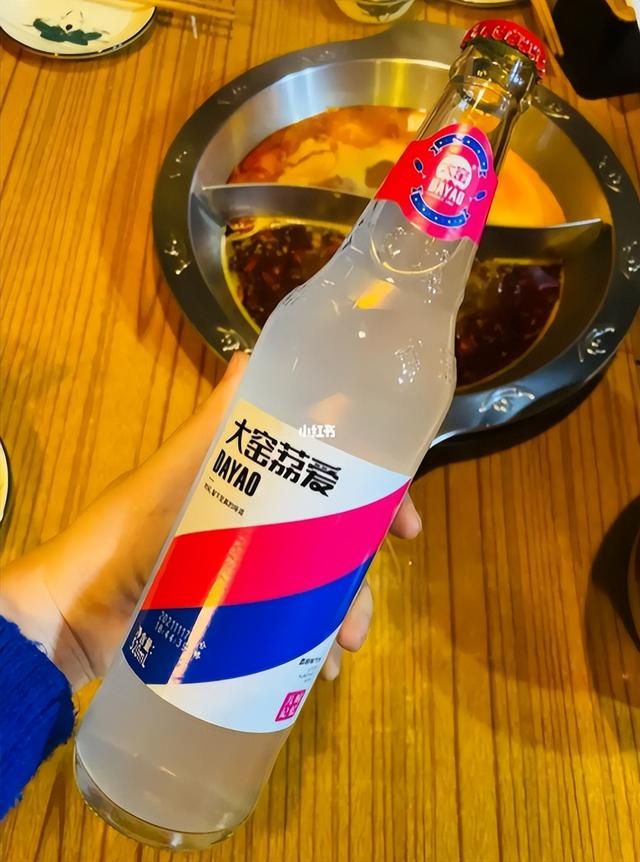 一年狂卖32亿！中国最“土”饮料重出江湖，打的可口可乐措手不及