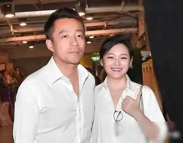 小s曾回应姐姐长白发:“长白发又怎么样?染发对发质不好”!