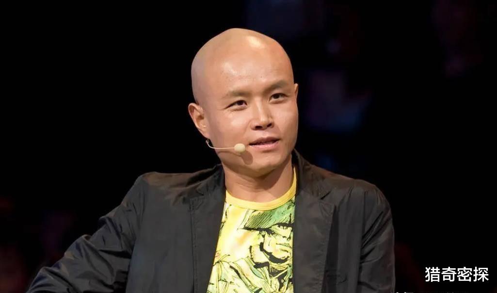 陶虹因病去世后，乐嘉和九岁女儿相依为命，现今生活美好如初