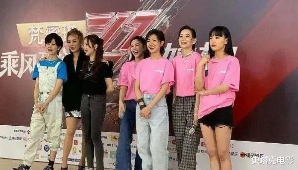 录了三档节目都不熟！宁静和黄龄，撕下内娱「塑料姐妹情」遮羞布