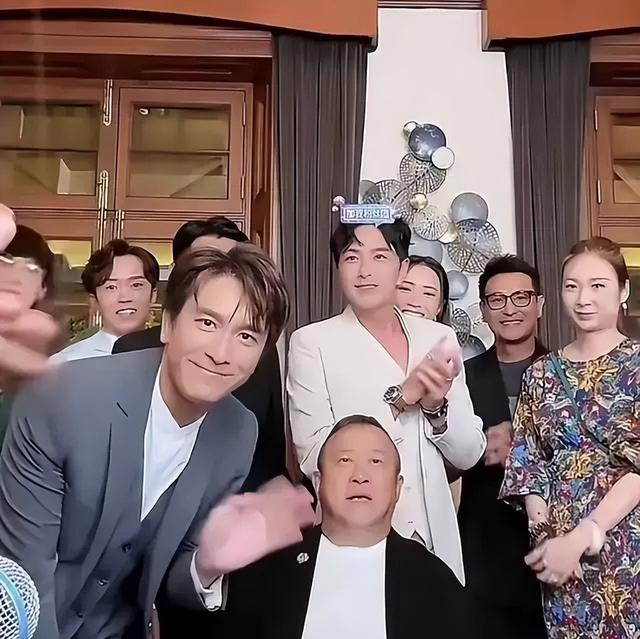 香港这一夜,“丢脸”的不止曾志伟,而是整个港圈