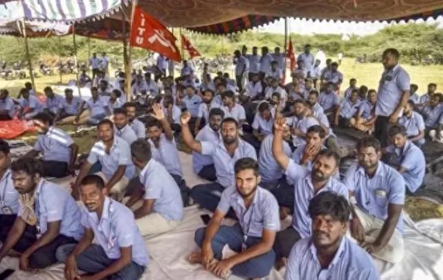 三星后悔退出中国吗？印度员工罢工三周，三星硬刚，疑要退出印度