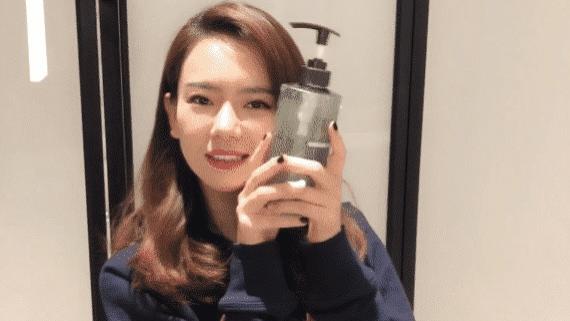 袁咏仪随手一晒的洗发水，价格被曝后，网友：明星的真实消费