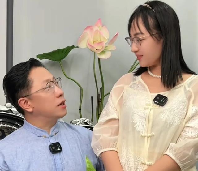 李阳曝家暴真因与阿秋有关,对前妻评价令人无奈,网友评论引热议