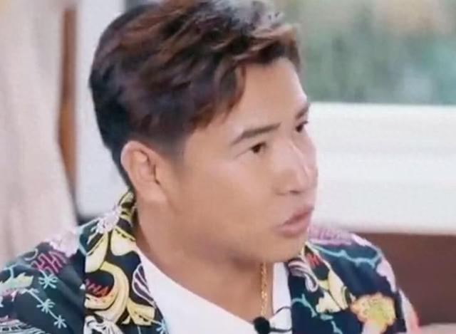 天天向上|他曾是天天向上主持人，离开后事业一落千丈，靠卖车养女儿