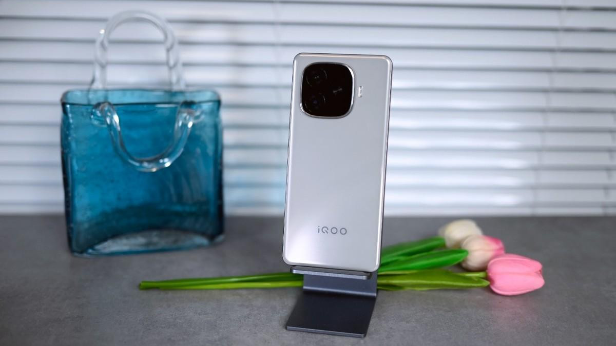 双11之后红米K70至尊版不香了？是因为这三款竞争对手太强