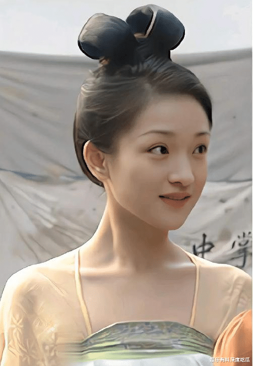 个子矮却长得美，这4位女星合照从没输过，赢在骨相和气质