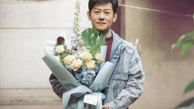 出道25年零绯闻,演了67次男配角没火,如今演《六姊妹》终于红了