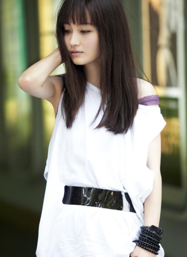 一手好牌打的稀烂！马伊琍抛弃文章后，最惨的却是远赴国外的姚笛