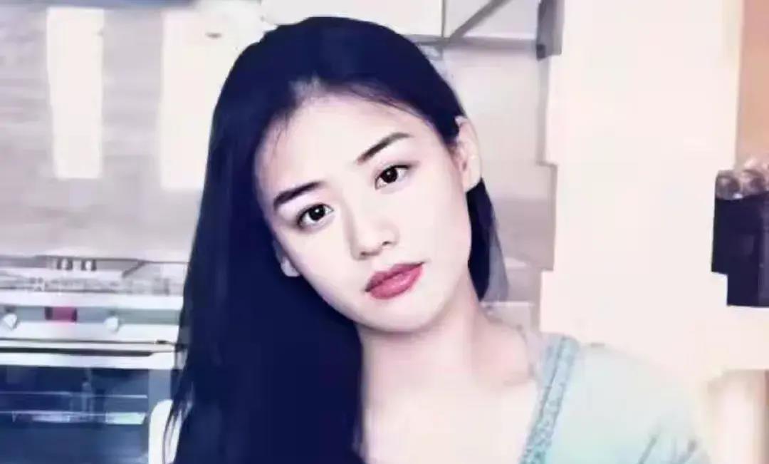 马思纯后悔未反击伤害，如今瘦身重现巅峰颜值！