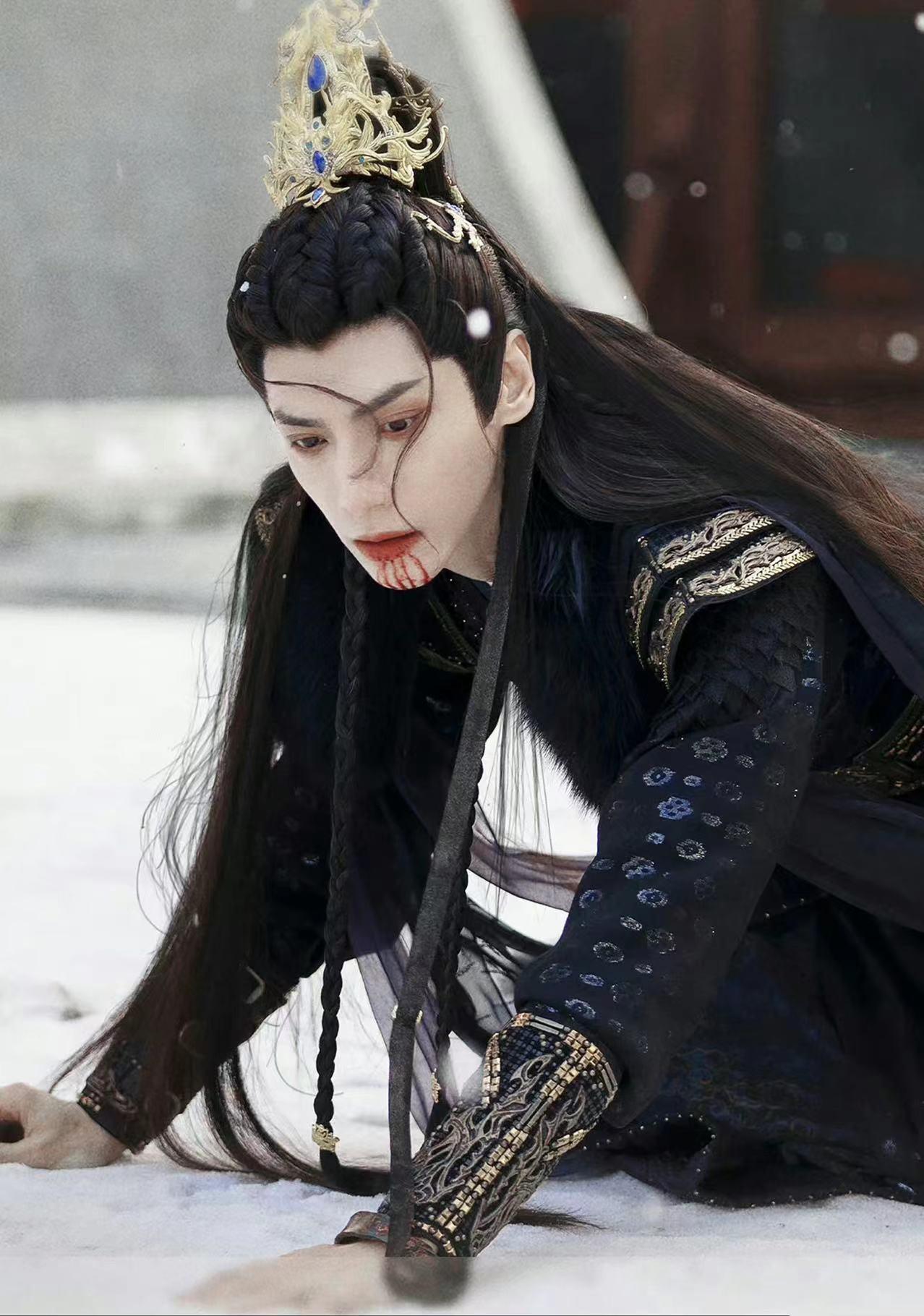 同样是“红眼尾妆”,罗云熙、成毅、肖战、龚俊对比,差异明显