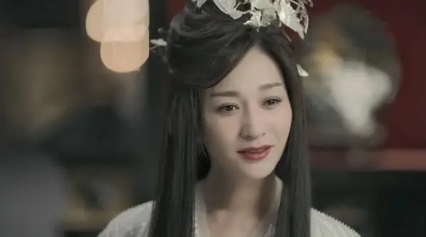 《庆余年》庆国第一蛇蝎美人长公主李云睿,最后为何用毒匕首自尽?