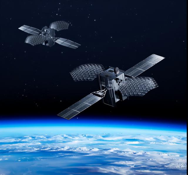 5099元，華為剛上架的新機，10100mAh+雙向衛星
