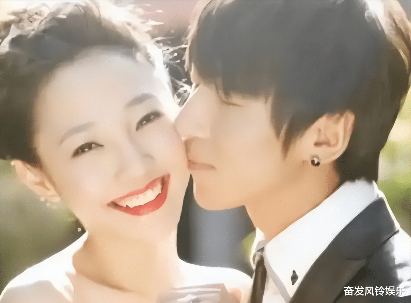 离婚9年与导演同居生二胎，白百何的经历，证明原来陶虹没说错