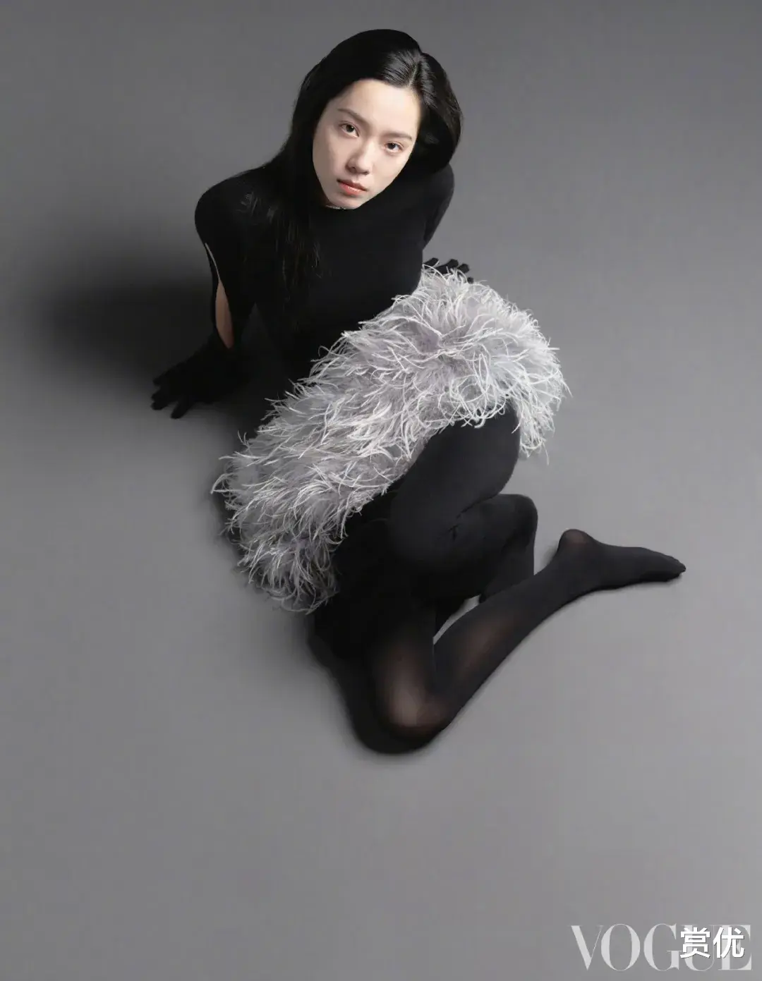 庄达菲迷人气质 长腿美足