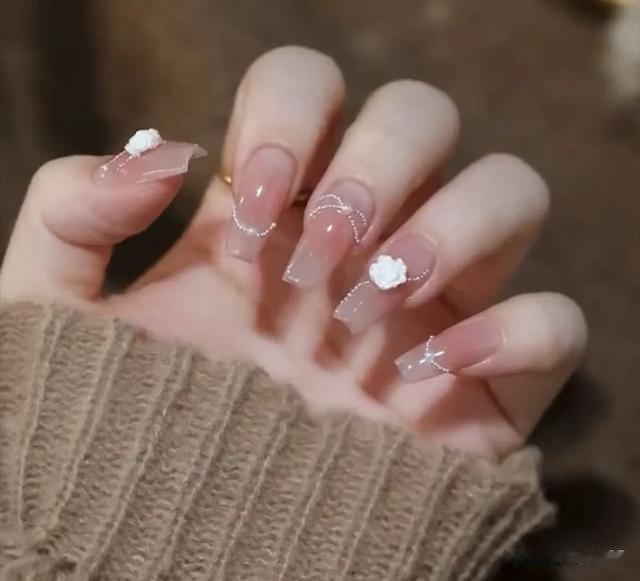 火遍全网的美甲爆款!