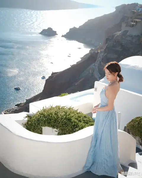 32岁TVB女星被爆闪婚,本人发文澄清是误会,传因不续约被边缘化