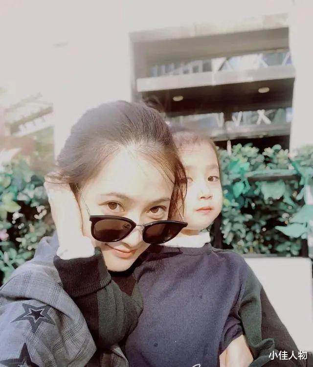 44岁出演《庆余年2》,剧中差点认错,离开靳东嫁导演被宠成公主