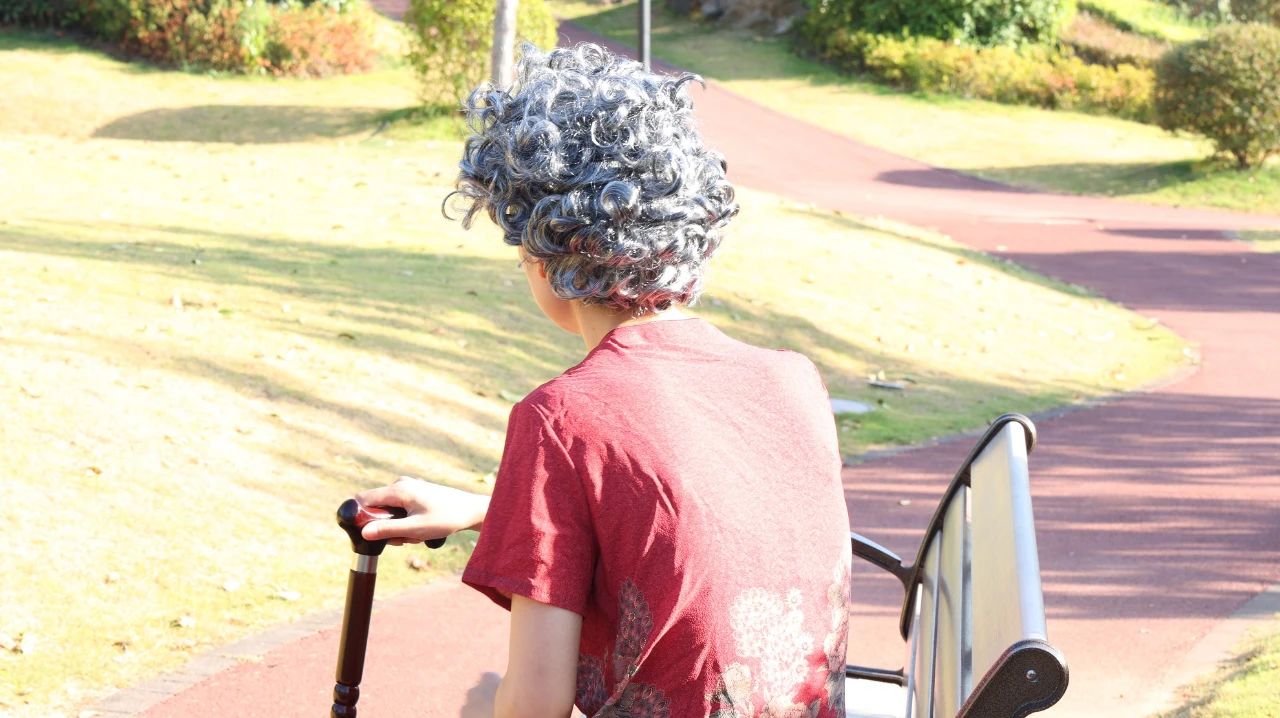 寿命与体重的关系被发现：50岁后，体重越接近“这个数”，越健康