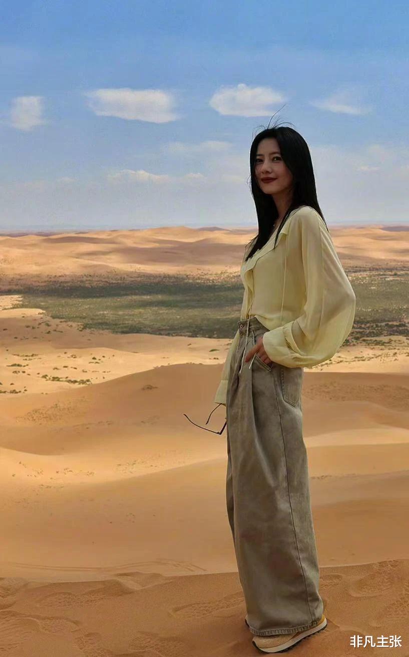 高圆圆乌兰之旅再次登榜！眼神一如既往的温柔坚韧