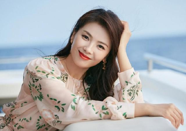 岁月不败美人！年过四十，这5位女星风韵更胜往昔