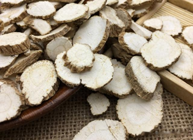 炖肉的调料有哪些,炖肉时加入这几个香料,肉越炖越香、越炖越烂