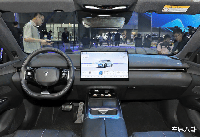 长安深蓝L07正式上市!530公里纯电续航,搭载华为ADS SE智能驾驶