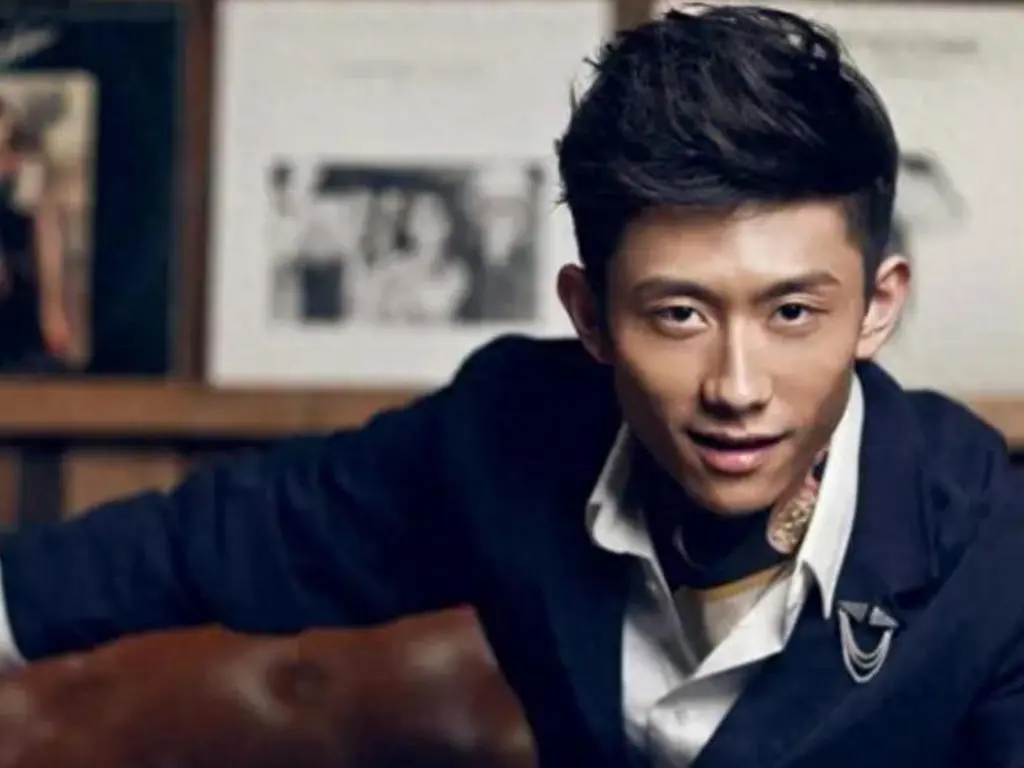 没想到,31岁张一山以这种方式,打了个漂亮的“翻身仗”