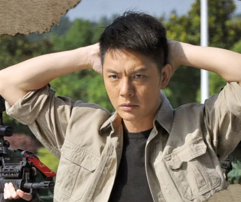 善恶终有报,抛弃妻儿娶嫩模的傅程鹏,如今活成了一个“笑话”