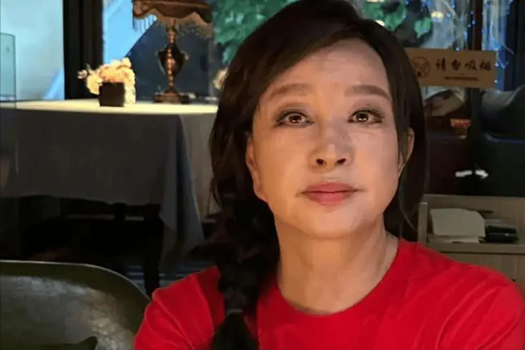 毁在医美的女星：彭丹像伏地魔，张檬“人身蛇脸”，王思懿认不出