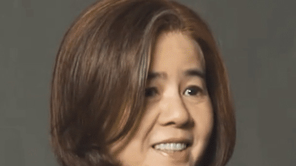 57岁金龟子终于换发型，首演反派气质大变，连女儿都直呼认不出来