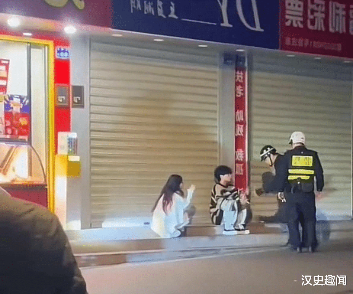 炸裂！百万网红“老白丫”被绿，发文透露具体细节，女友承认劈腿