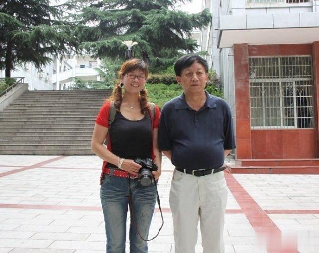 百家讲坛|《百家讲坛》文化明星现状：有人被抵制，有人去世，2人至今红火