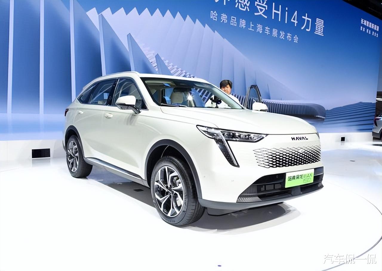 国产车新突破：标配四驱且续航1231km，宋PLUS不香了