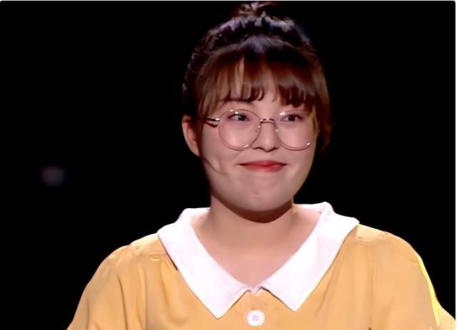 好声音最惨冠军邢晗铭，夺冠一个月后无人问津，如今判若两人